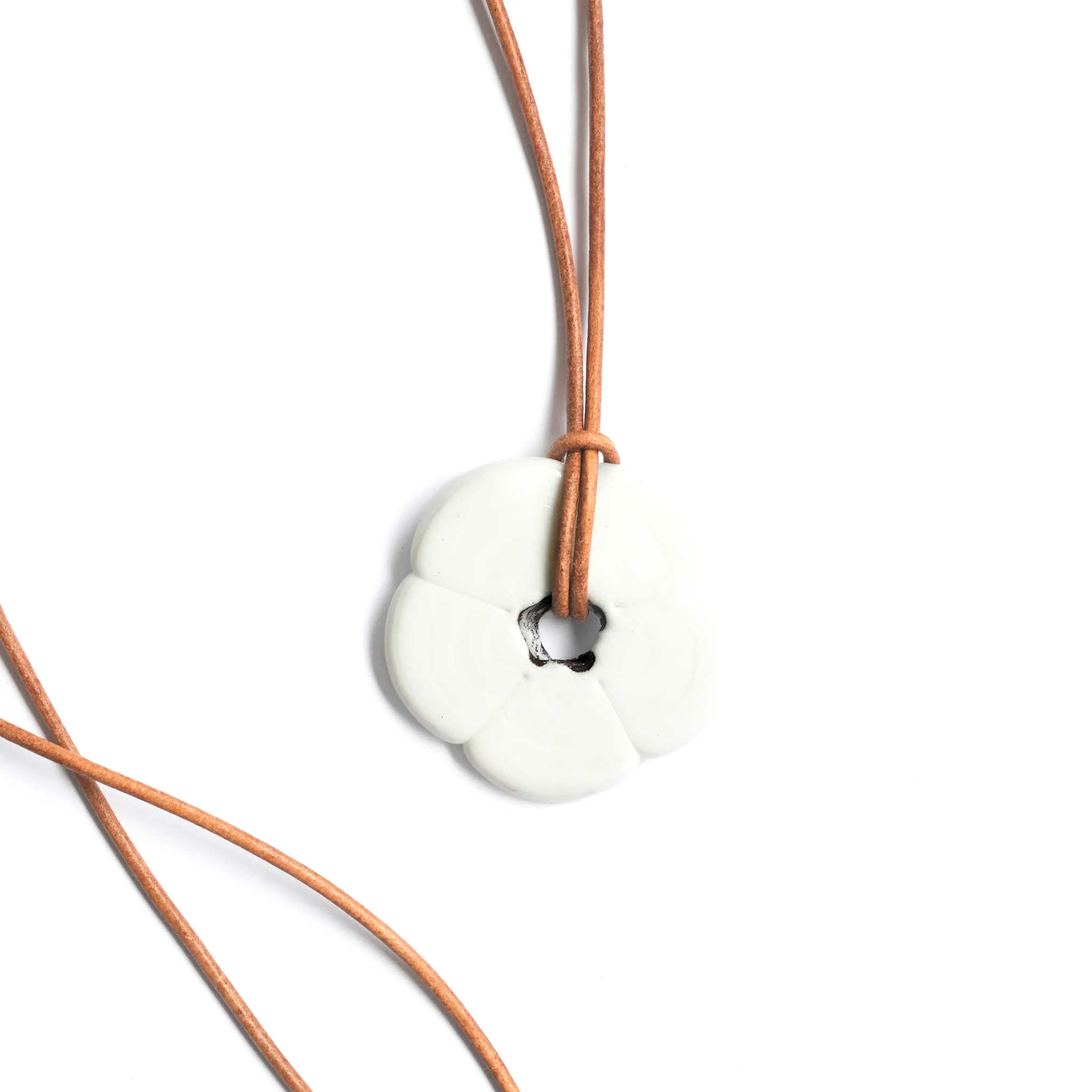 White Flower Necklace - Image 5